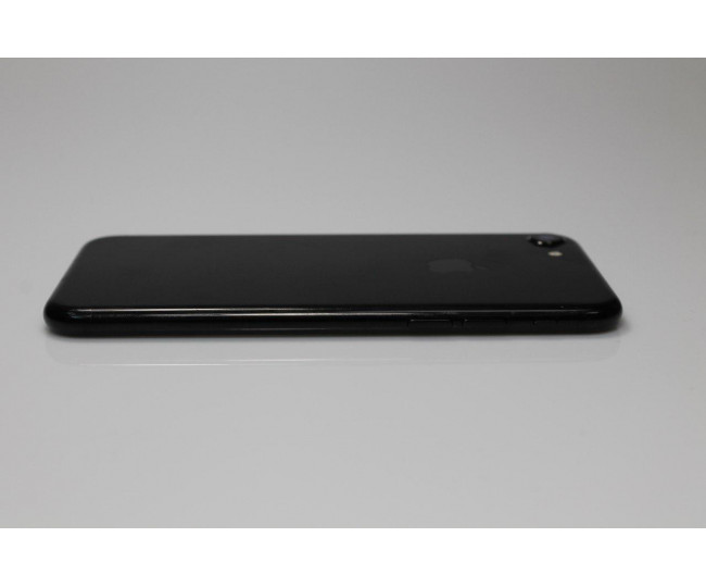 iPhone 7 32GB Jet Black (MQTR2) б/у