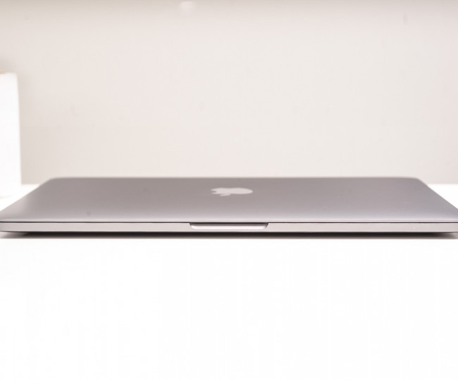 Apple MacBook Pro 13 inchi, fără atingere, gri spațial (Z0UJ00011)