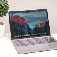 Utilizat Apple MacBook Pro 13 Space Grey 2017 (MPXT2)