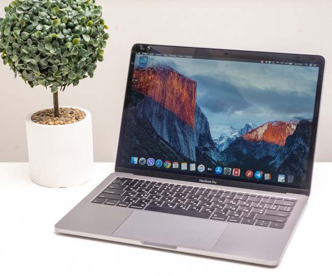 Utilizat Apple MacBook Pro 13 Space Grey 2016 (MPDK2)