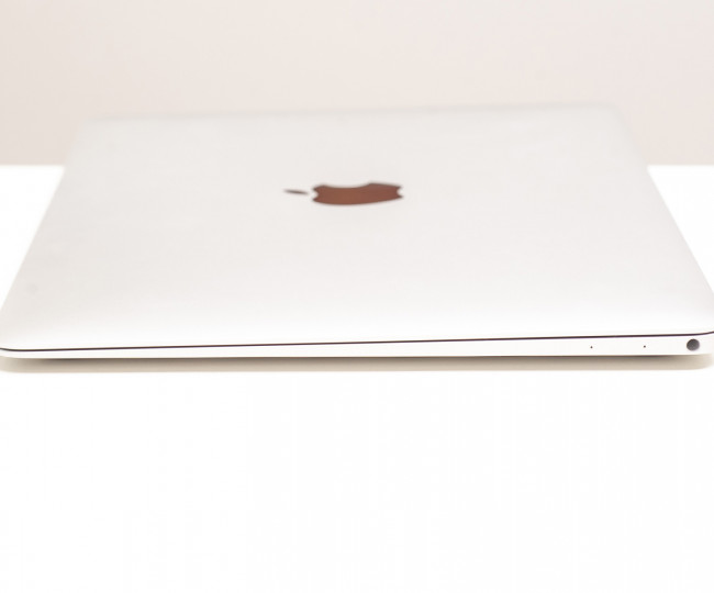 Apple MacBook 12 Silver 2016 (MLHA2) folosit