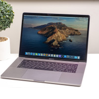 Apple MacBook Pro 15 Space Gray 2018 (MR942) б/у