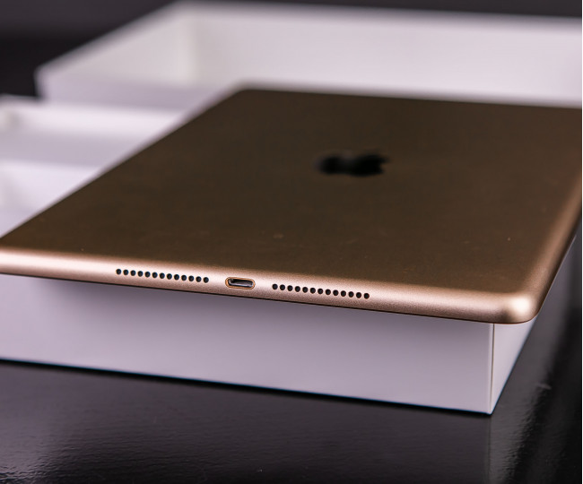 iPad 9.7' (2017) Wi-Fi, 128gb, Gold б/у