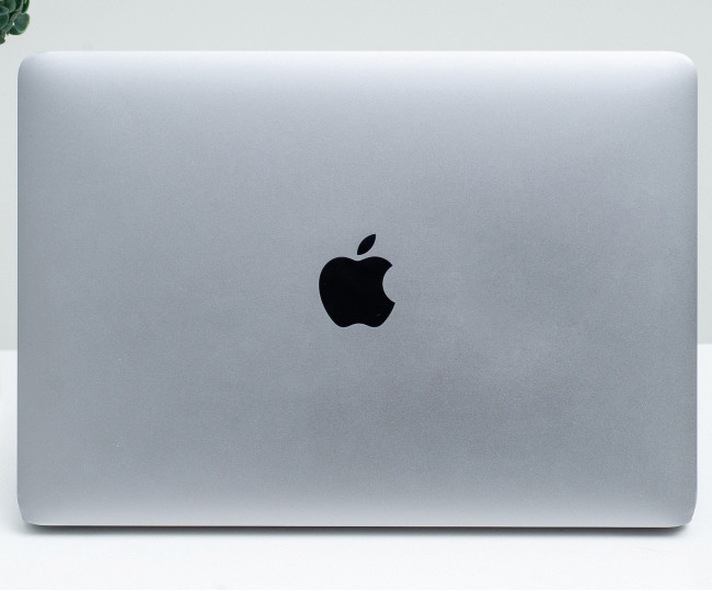 Utilizat Apple MacBook 12 Space Grey 2015 (MJY42)
