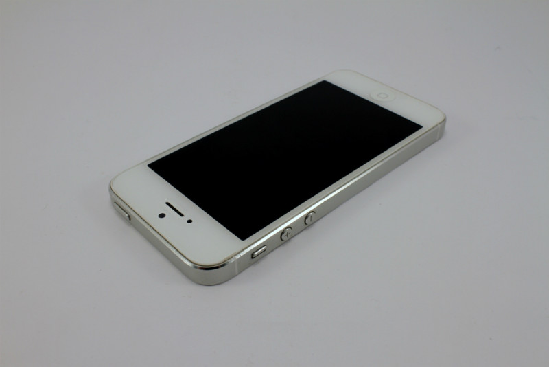 iPhone 5 16Gb White Neverlock folosit 4.5/5