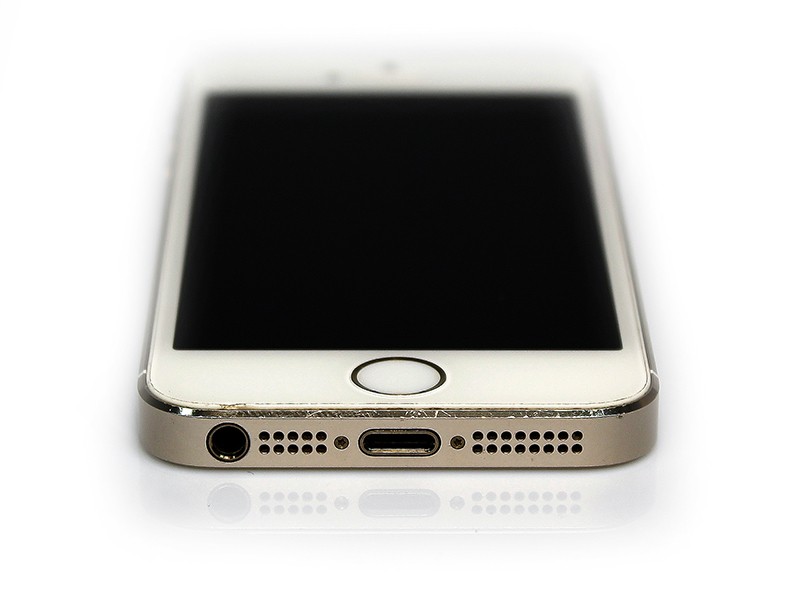 iPhone 5s 16gb, Gold б/у 3/5
