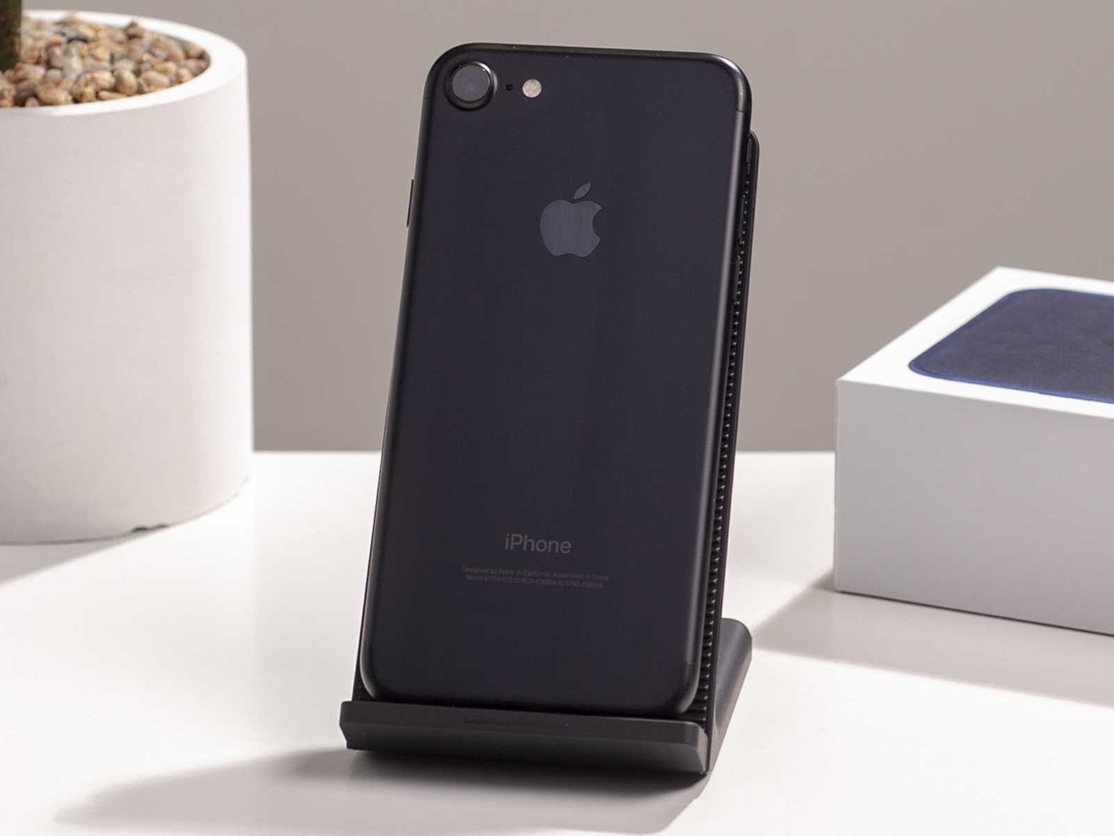 iPhone 7 32GB Black (MN8X2) б/у