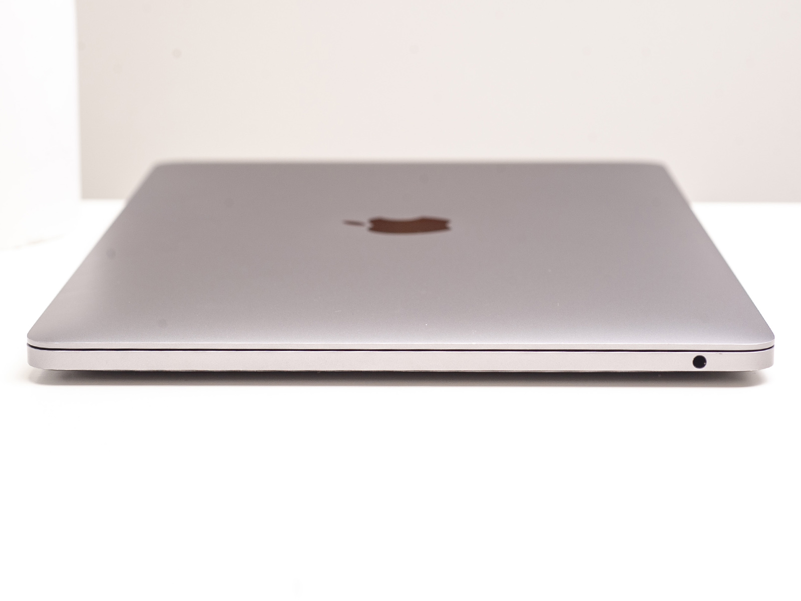 Utilizat Apple MacBook Pro 13 Space Grey 2017 (MPXT2)