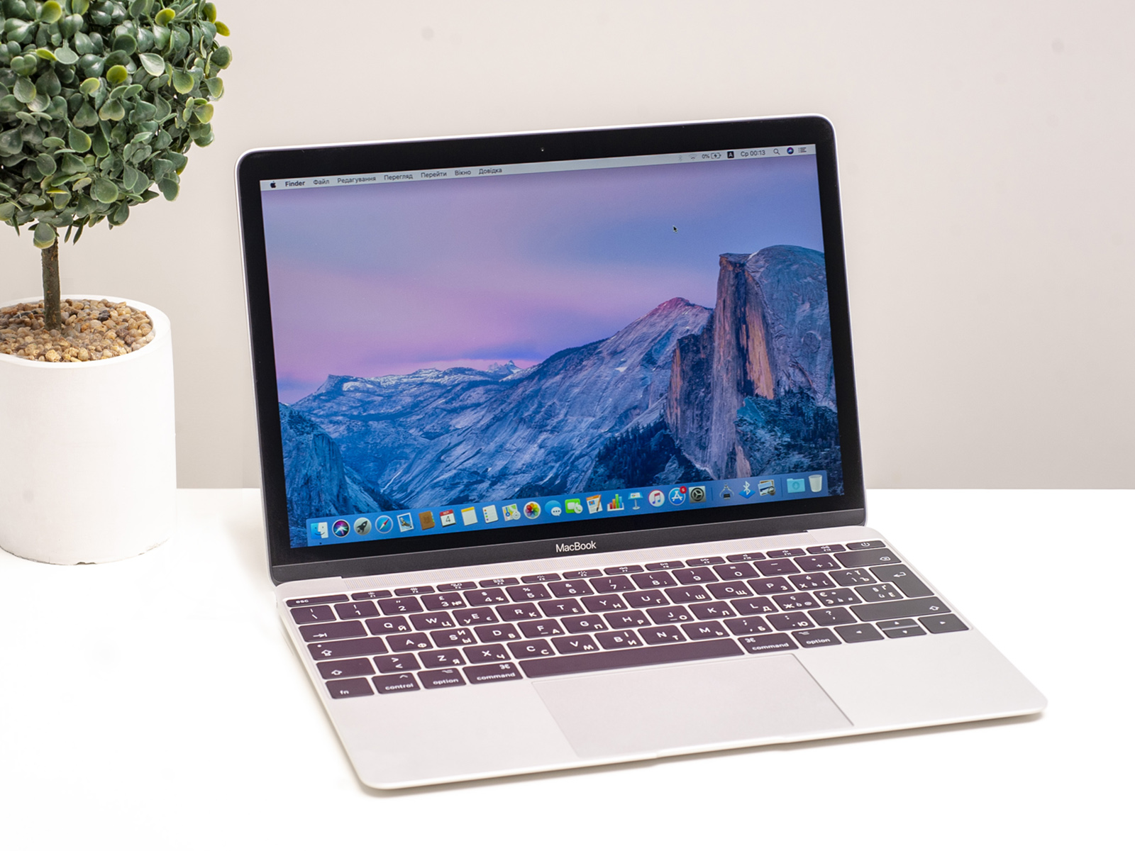 Apple MacBook 12 Silver 2016 (MLHA2) folosit