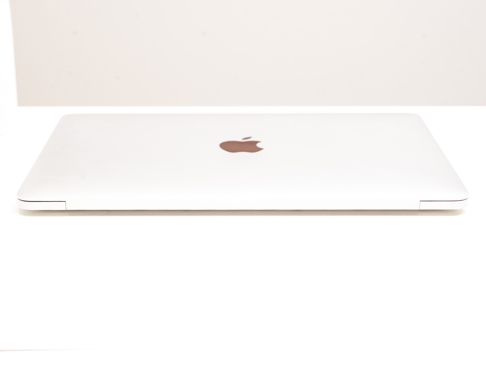 Apple MacBook 12 Silver 2016 (MLHA2) folosit