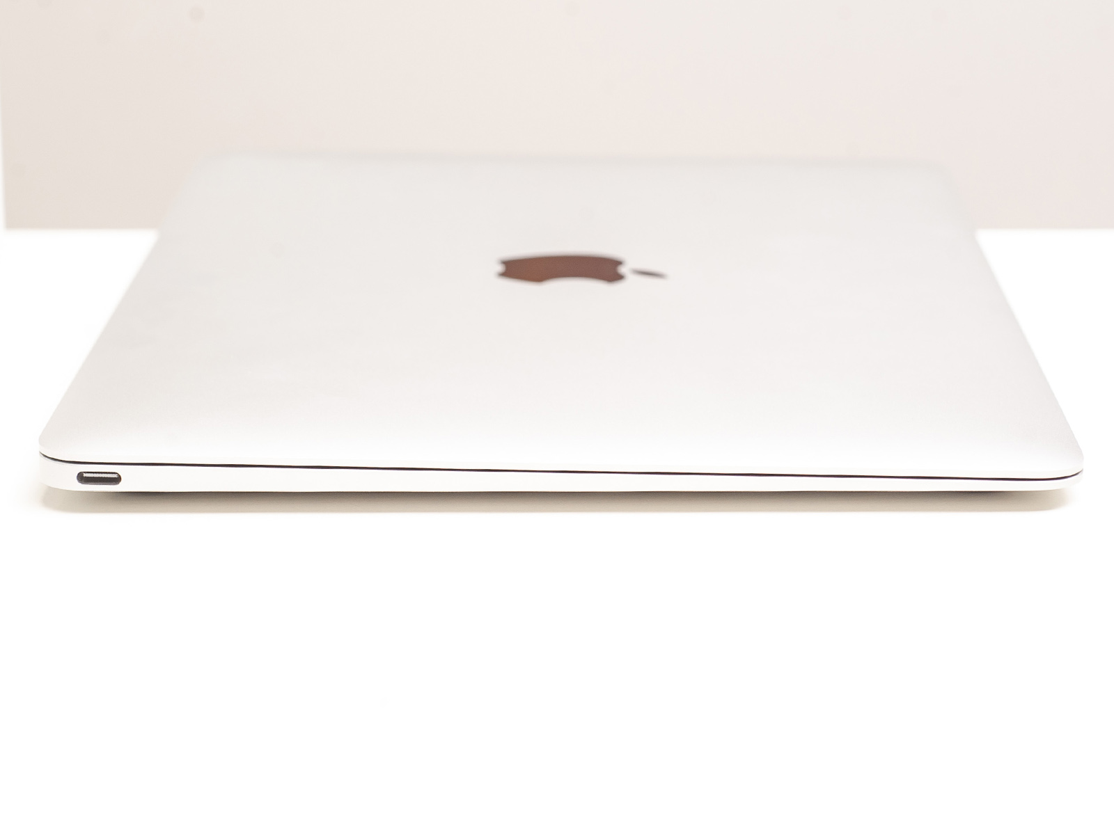Apple MacBook 12 Silver 2016 (MLHA2) folosit