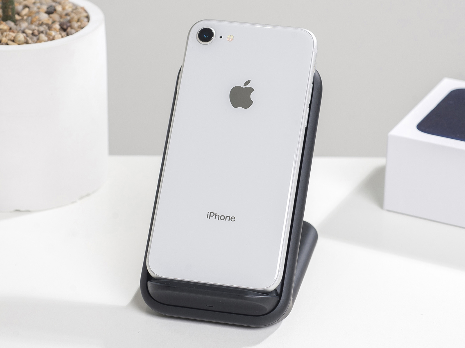 iPhone 8 64gb, argintiu folosit