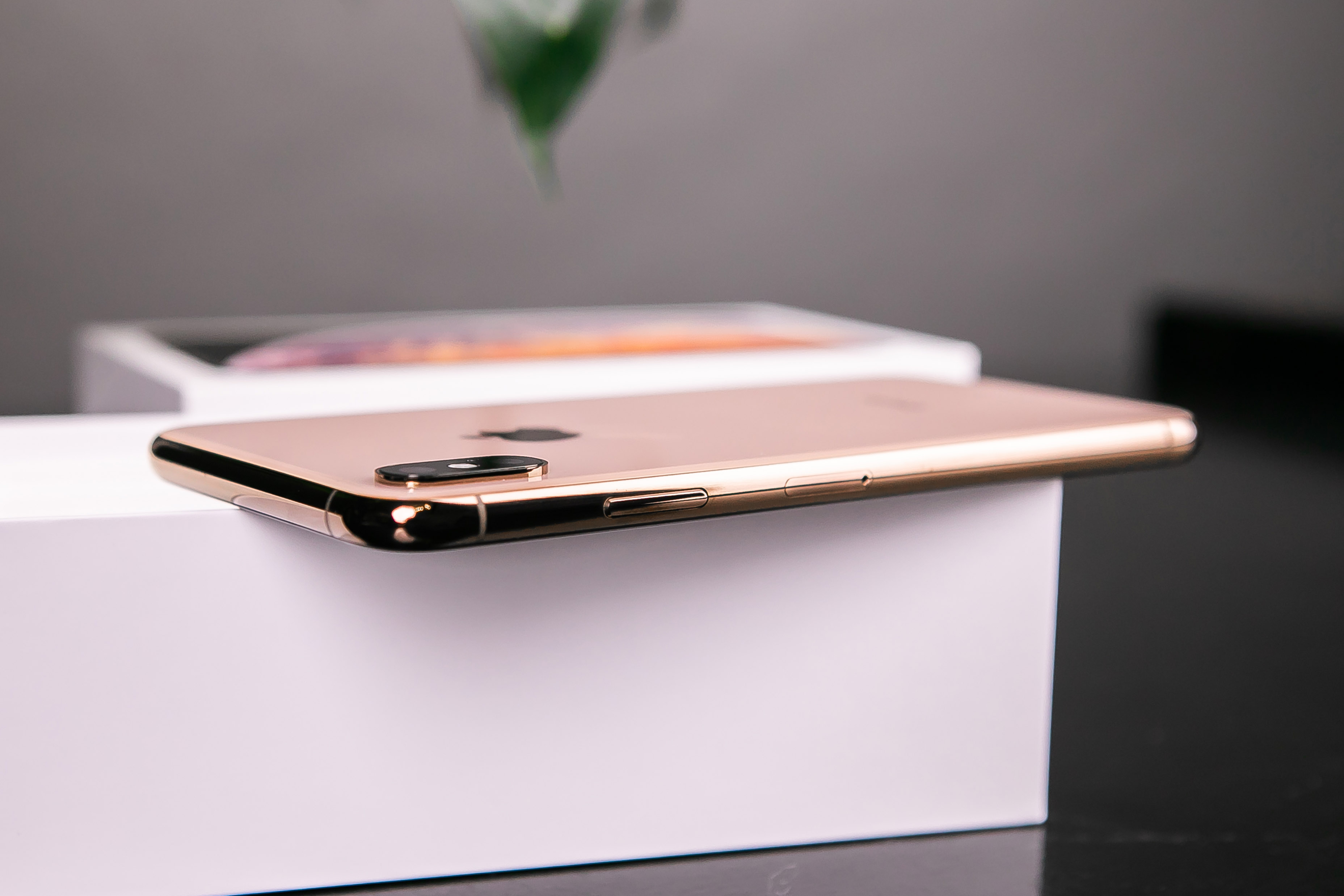 iPhone XS Max Dual Sim 256GB Gold (MT762)  б/у