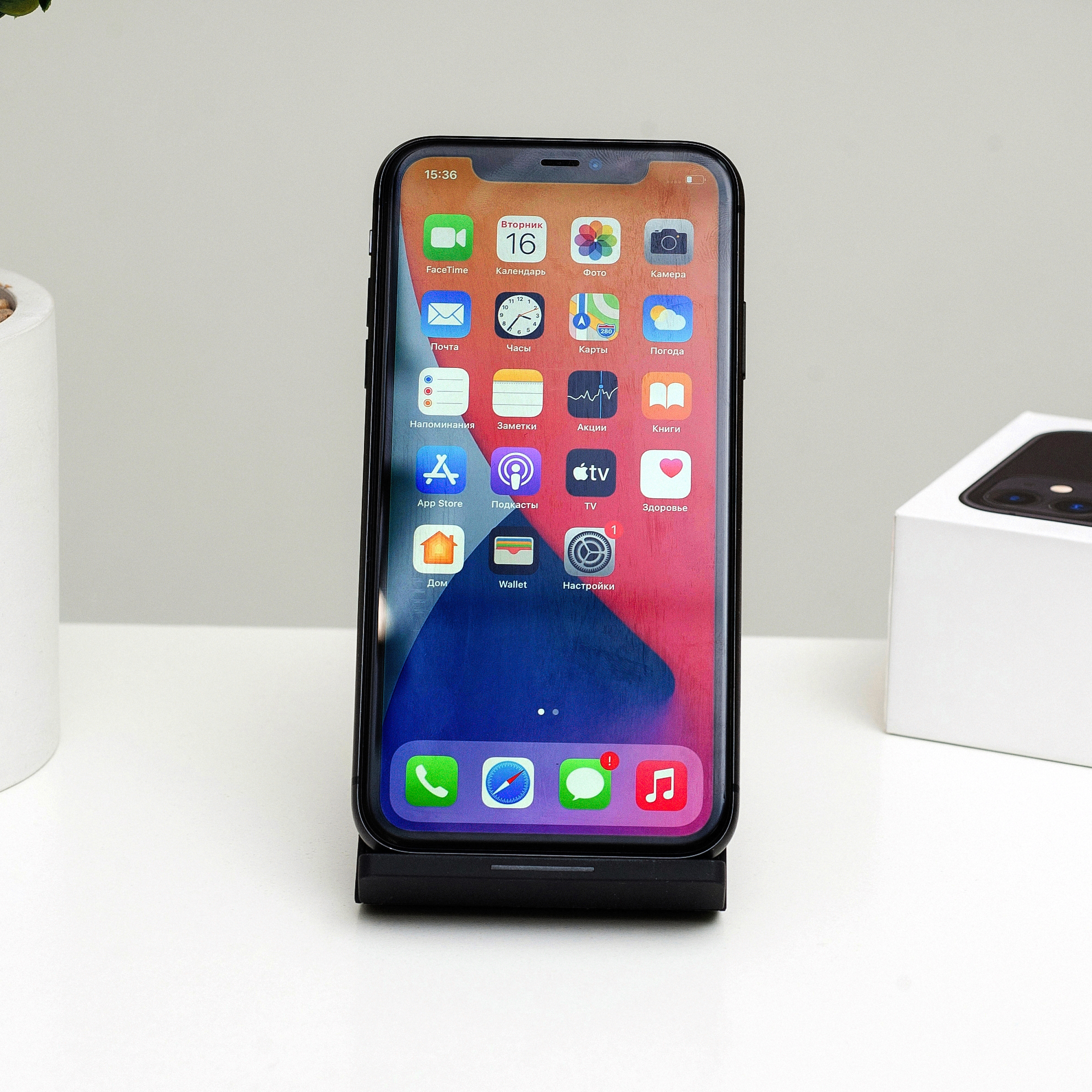 Folosit iPhone 11 128gb, negru (MWLE2).