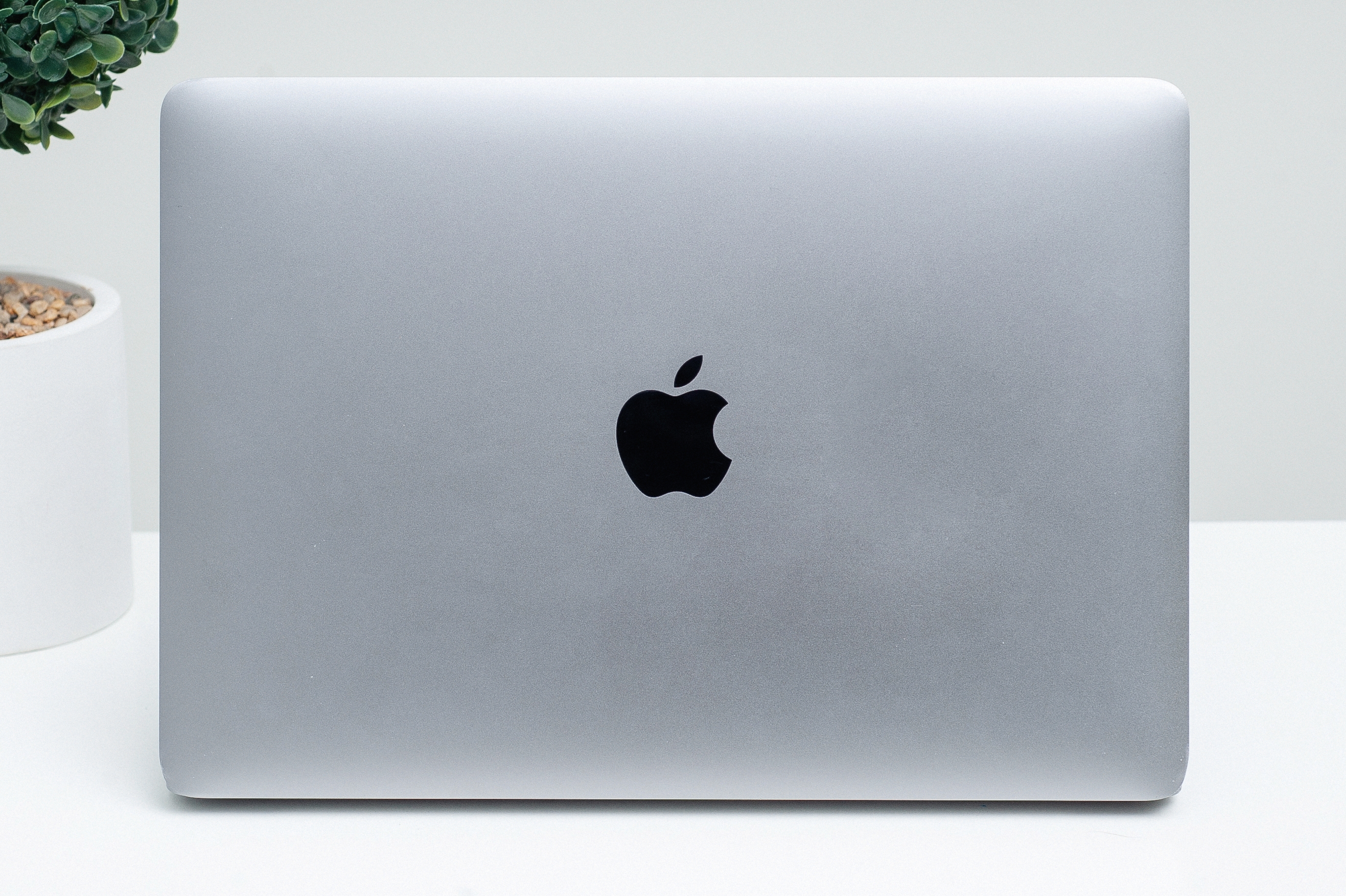 Utilizat Apple MacBook 12 Space Grey 2015 (MJY32)